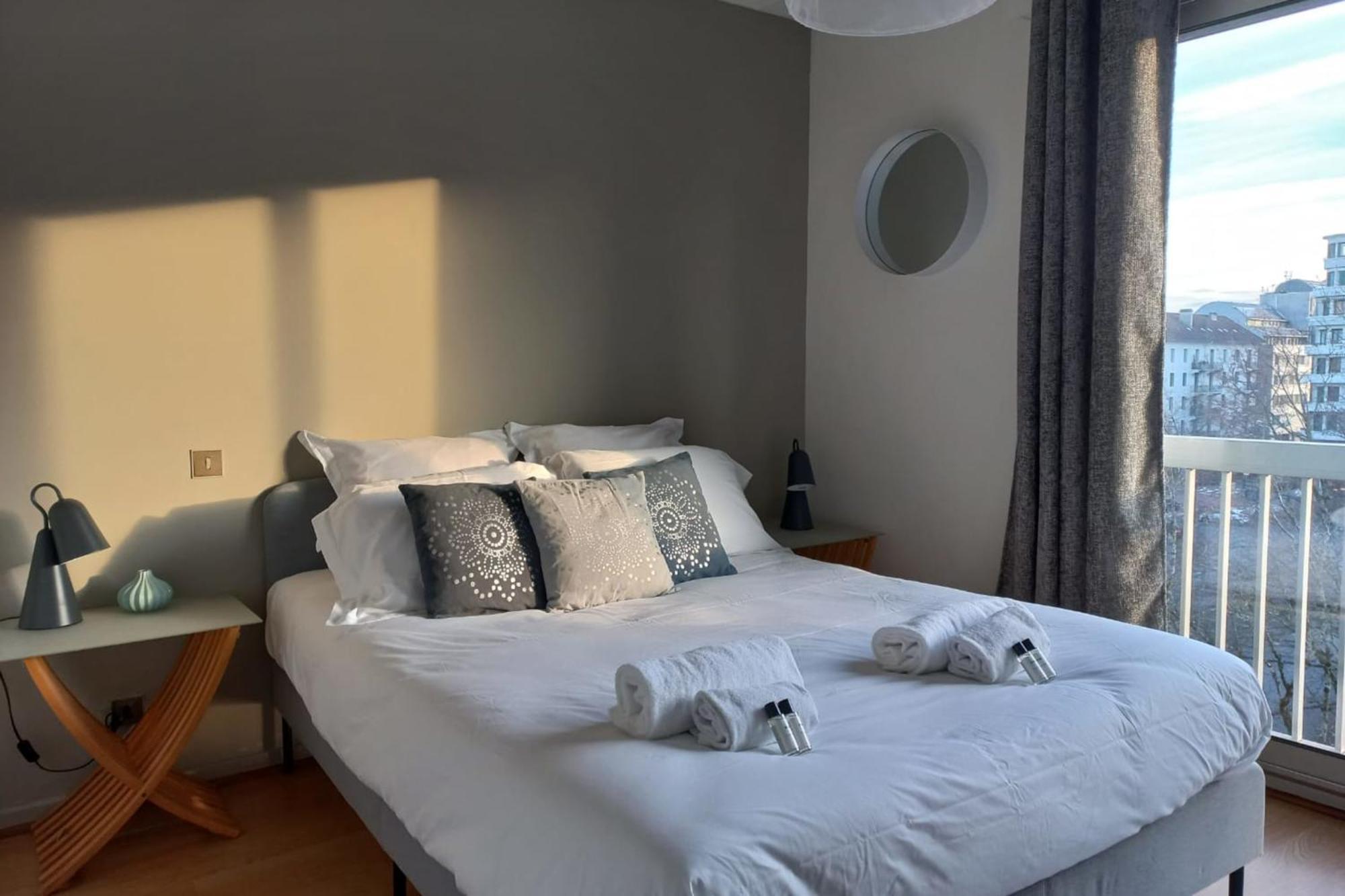 Tournette-Comfortable And Quiet Luxury Apartment Анси Екстериор снимка